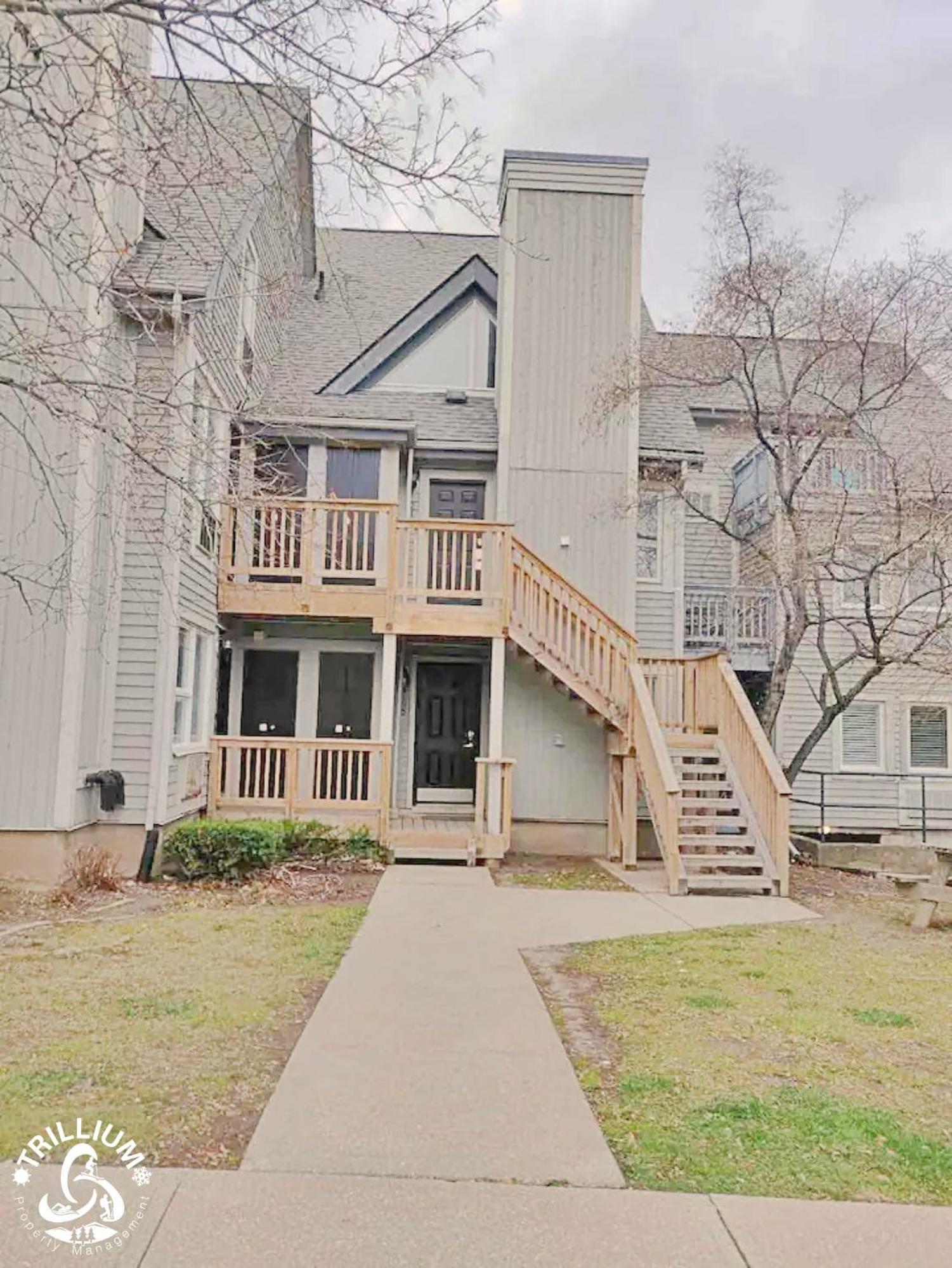 Blue Mountain, Collingwood - Loft Condo, Sleeps 4 Blue Mountains Exterior foto